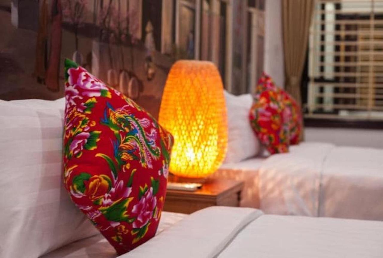 Dollar Homestay & Travel Hanoi Bagian luar foto
