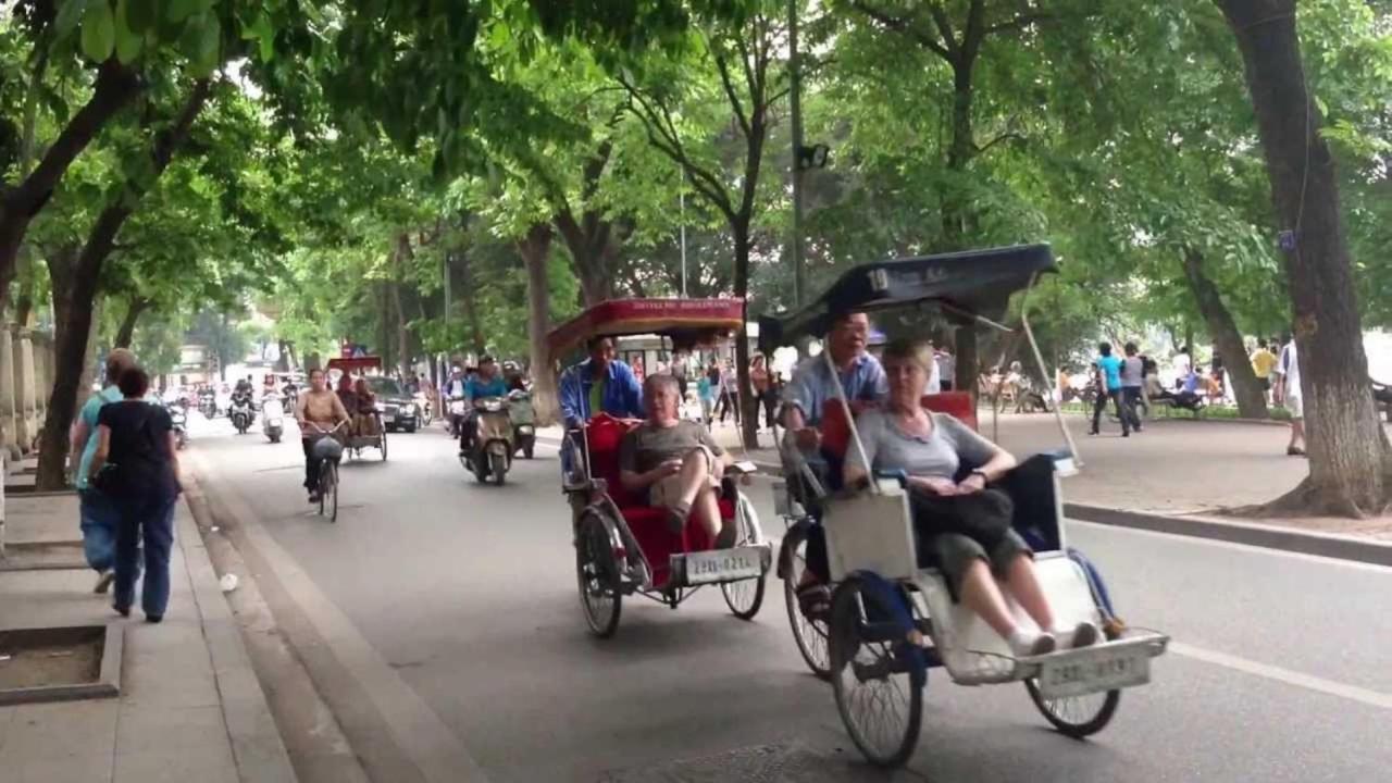 Dollar Homestay & Travel Hanoi Bagian luar foto